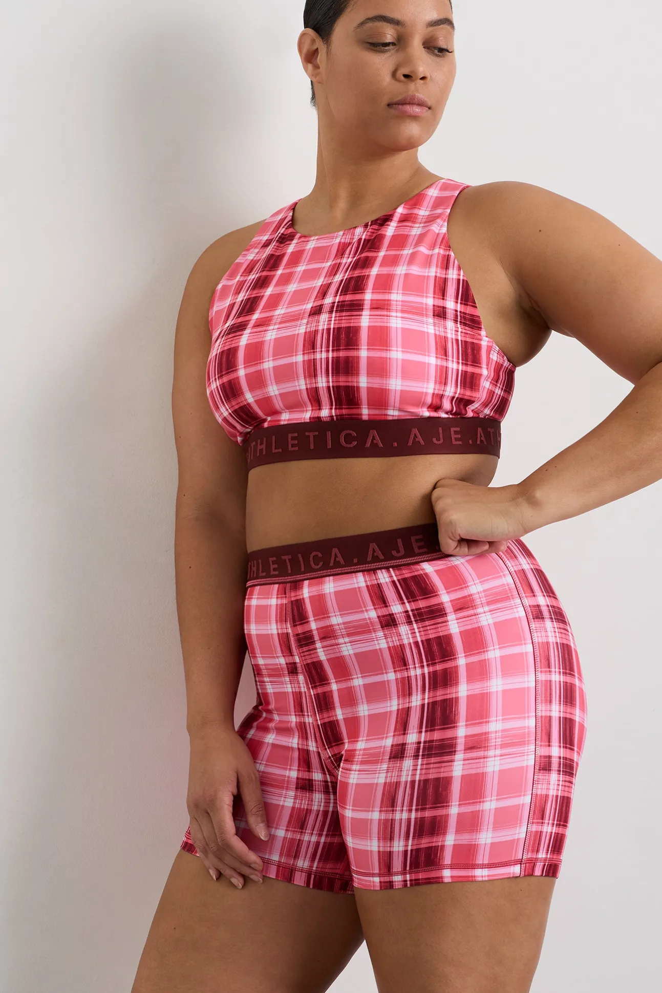 high_neck_sports_bra__14.webp High Neck Sports Bra 374