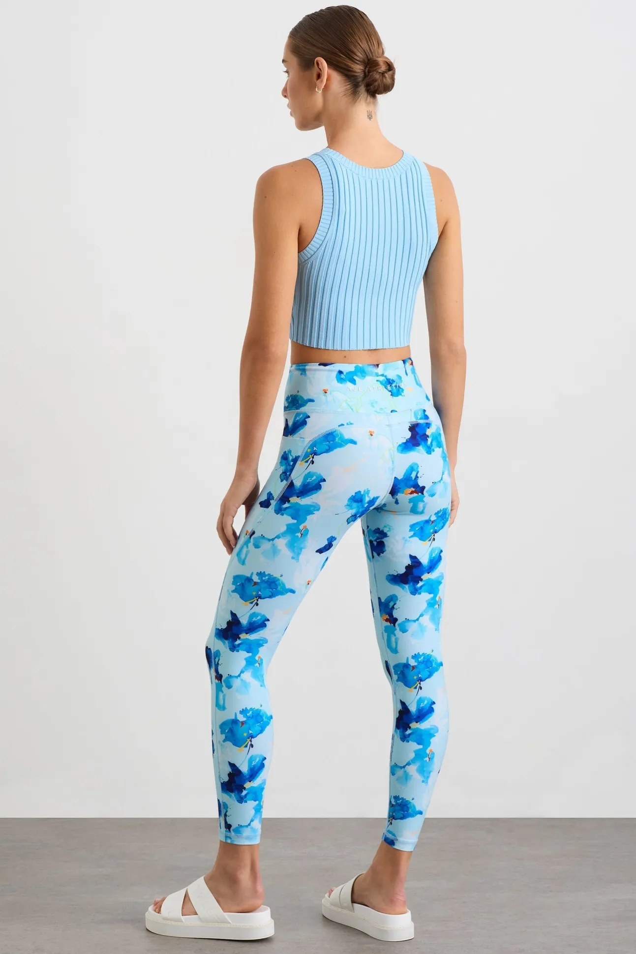 high_rise__legging__5-4.webp High Rise 7/8 Legging 203
