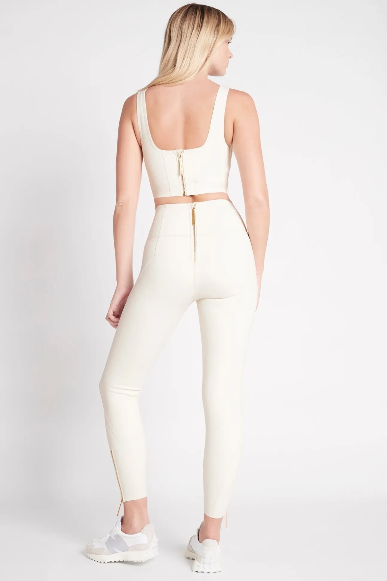 high_rise_full_length_leg_4.webp High Rise Full Length Legging 216