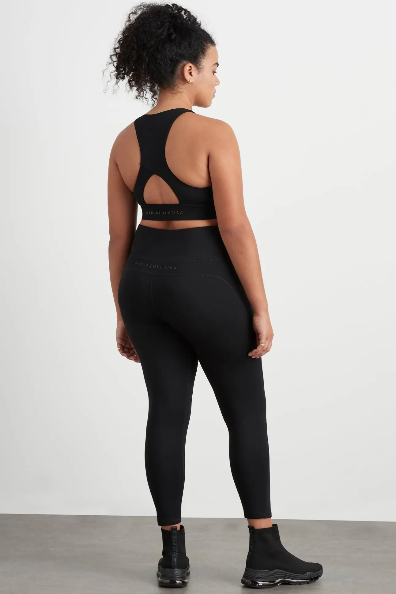 high_rise_mesh_detail__le_16.webp High Rise Mesh Detail 7/8 Legging 612