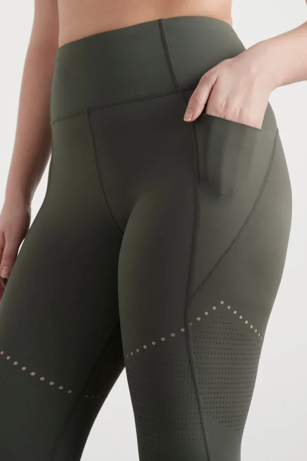 High Rise Perforated 7/8 Legging 227