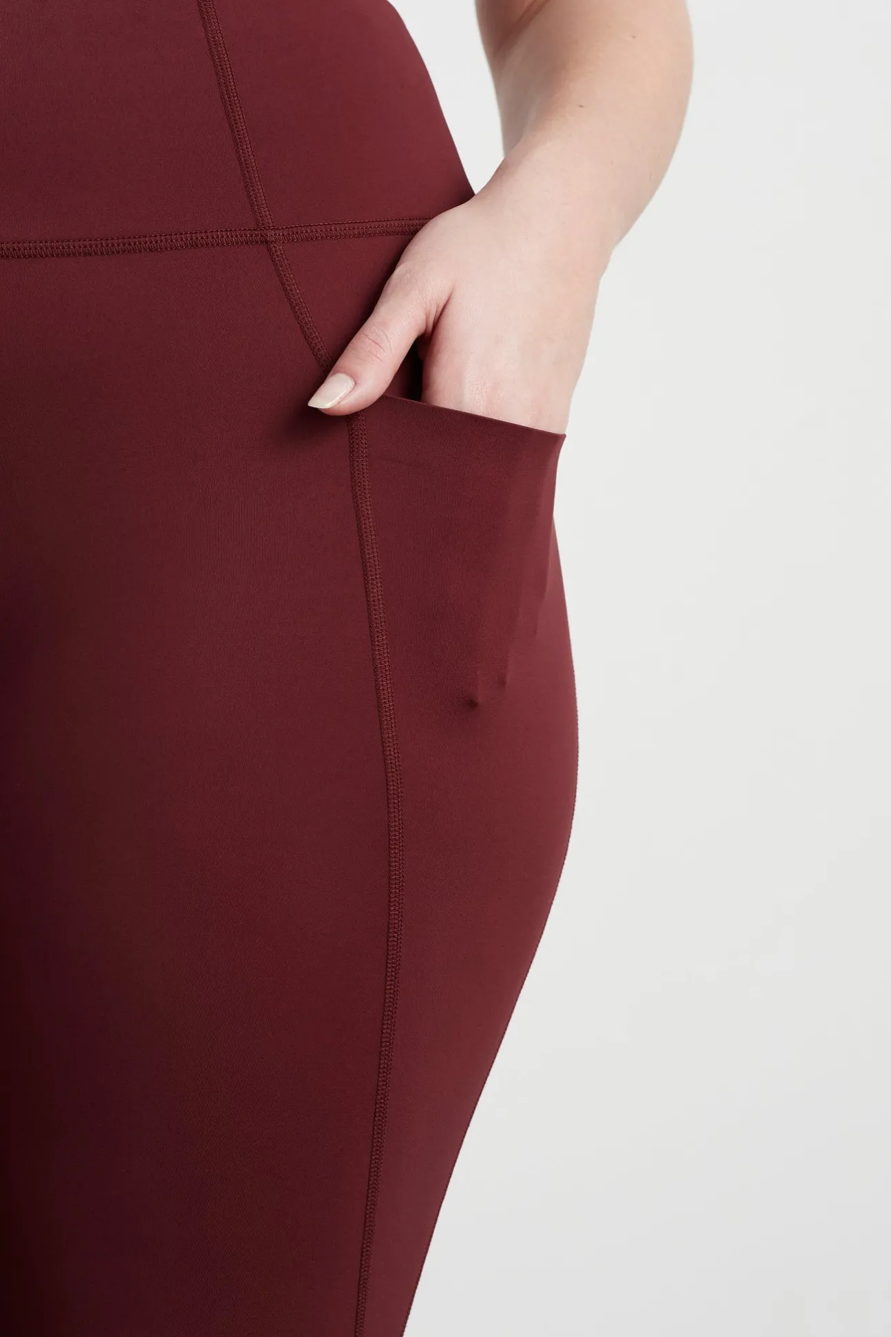 high_rise_twist__legging__13.webp High Rise Twist 7/8 Legging 223