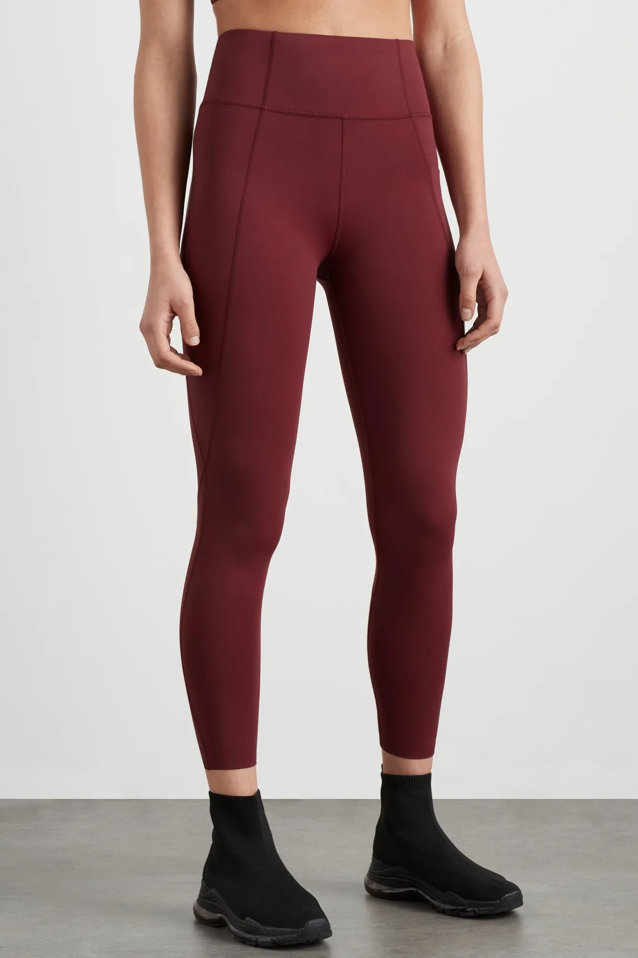high_rise_twist__legging__2.webp High Rise Twist 7/8 Legging 223
