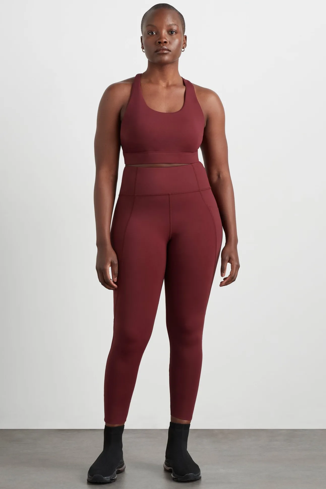 high_rise_twist__legging__6.webp High Rise Twist 7/8 Legging 223