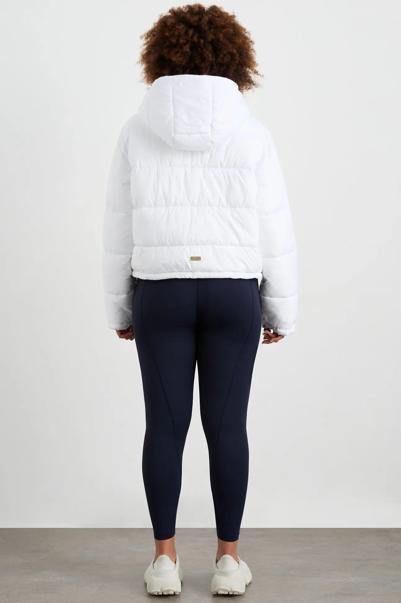 hooded_puffer_jacket__15.webp Hooded Puffer Jacket 711