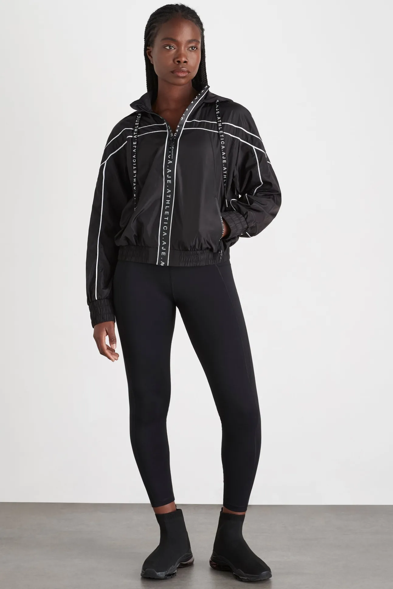 hooded_windbreaker_jacket_2.webp Hooded Windbreaker Jacket 016
