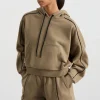 Kangaroo Pocket Hoodie 405