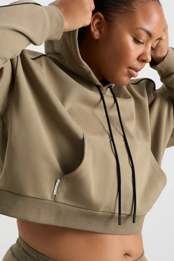Kangaroo Pocket Hoodie 405