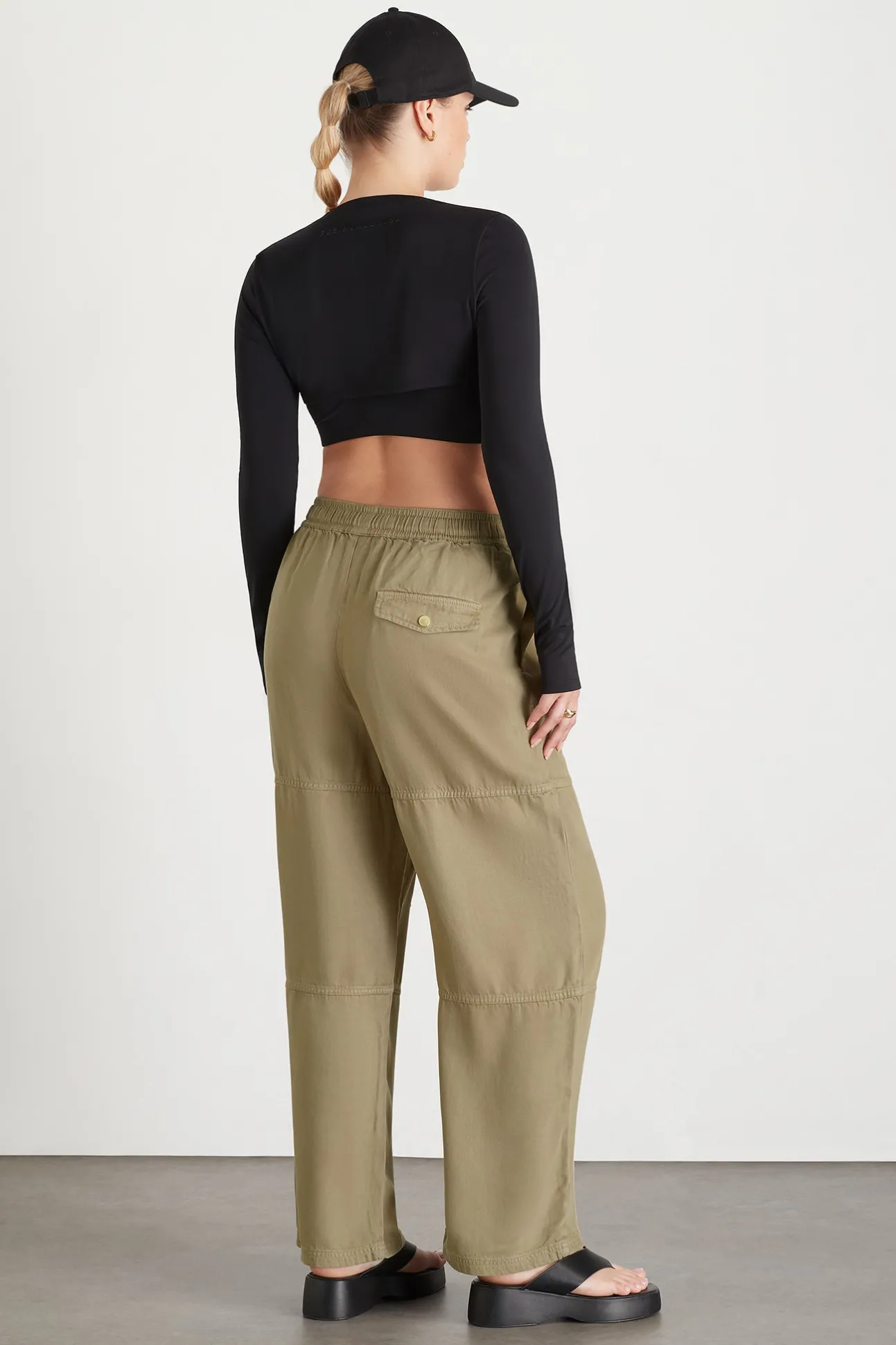 layered_crop_set__13-1.webp Layered Crop Set 356