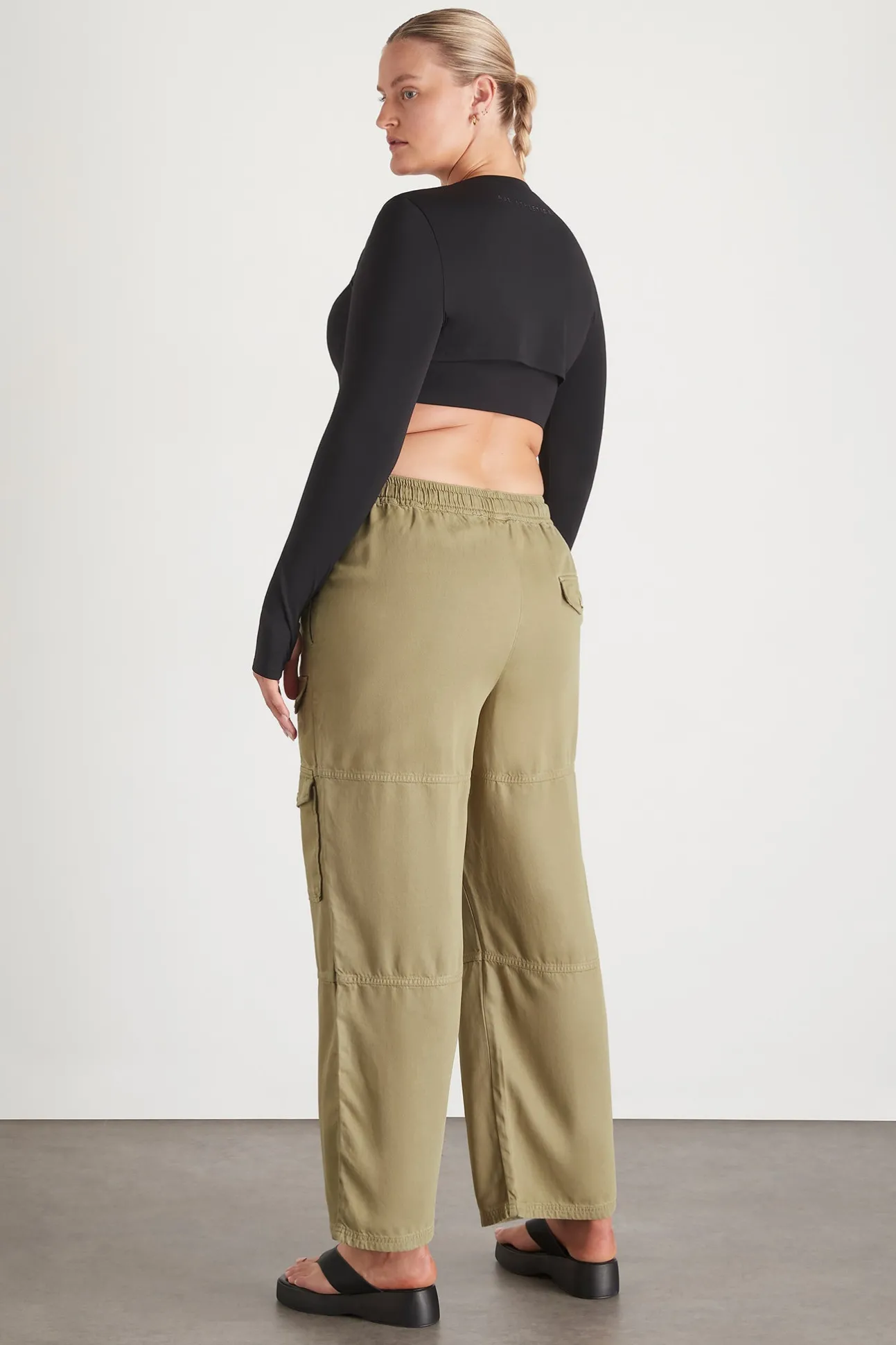 layered_crop_set__20-1.webp Layered Crop Set 356