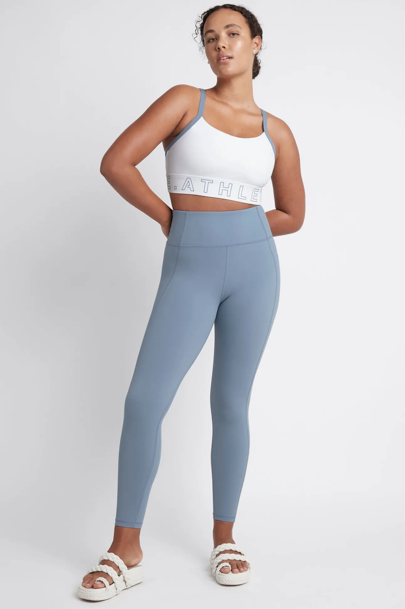 logotape_adjustable_strap_12-1.webp Logotape Adjustable Strap Sports Bra 307