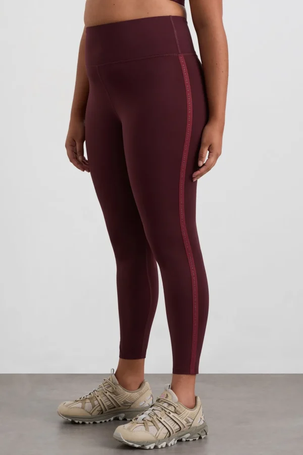 7/8 Logotape Leggings 203
