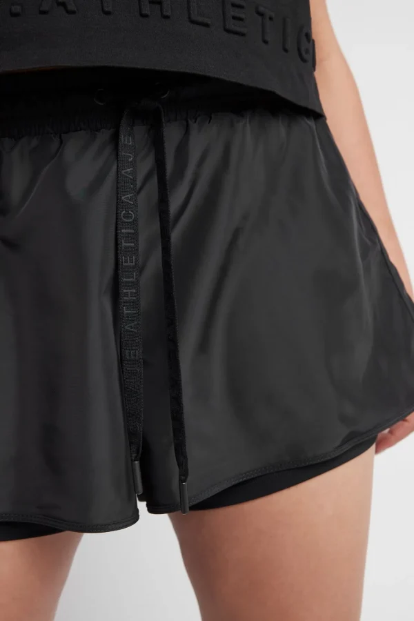 Logotape Running Shorts 602