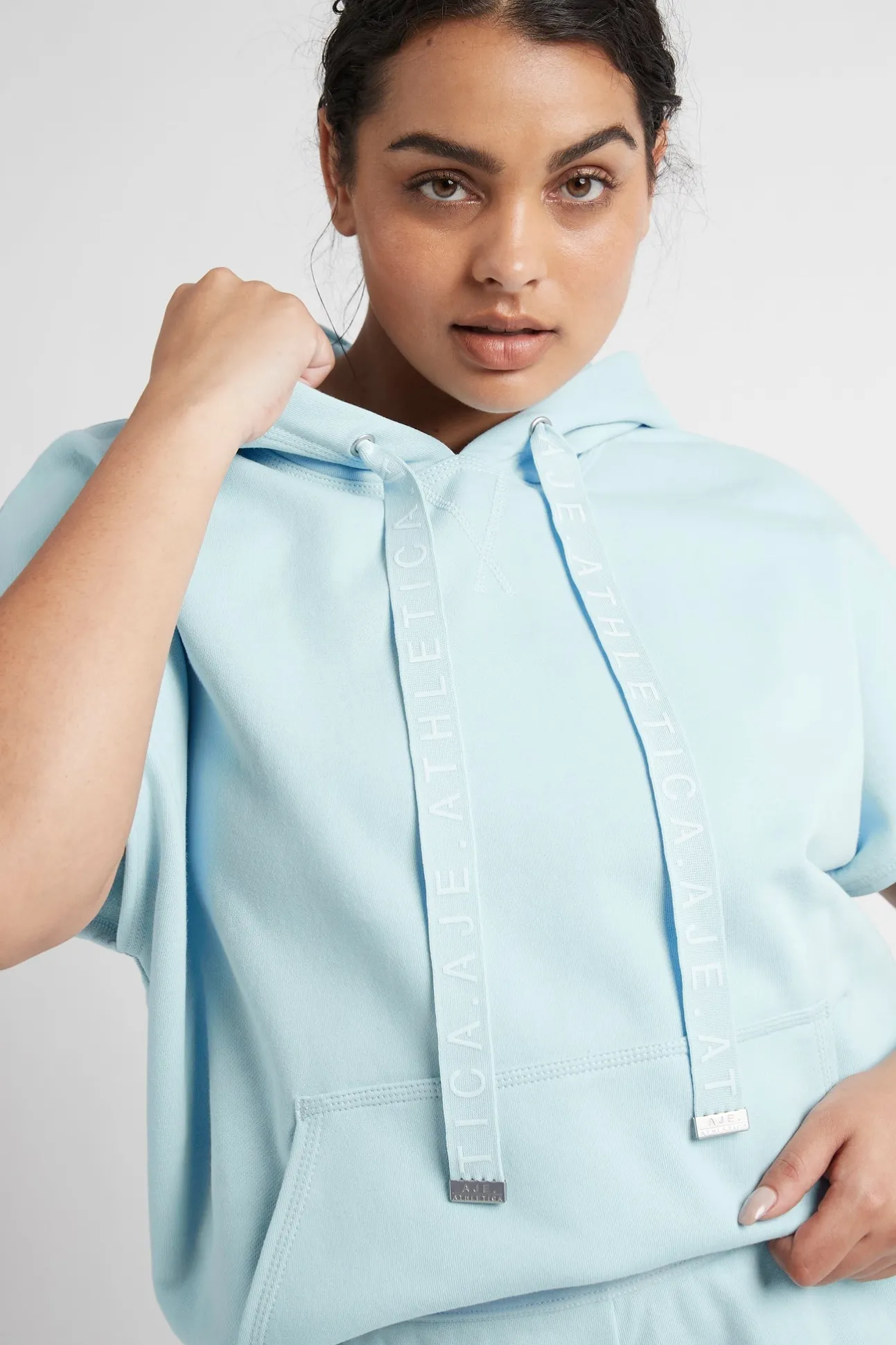 logotape_short_sleeve_hoo_13.webp Logotape Short Sleeve Hoodie 403