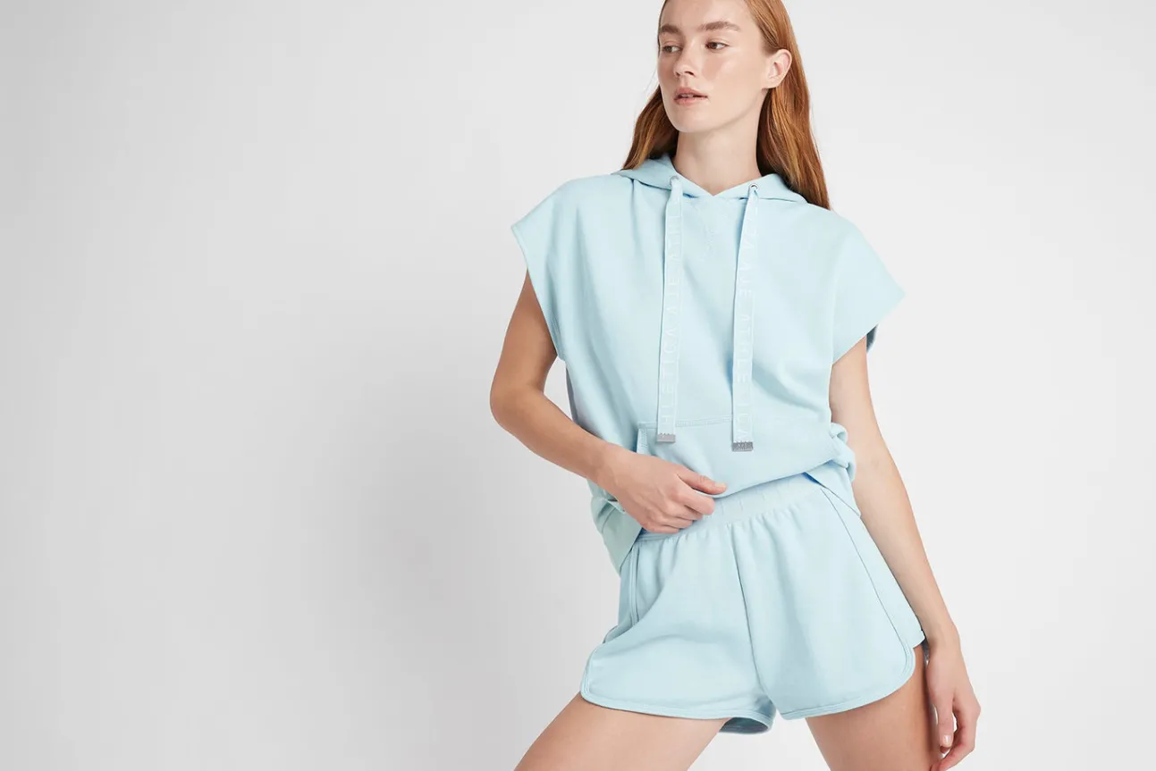 logotape_short_sleeve_hoo_16.webp Logotape Short Sleeve Hoodie 403