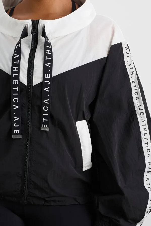 Logotape Spray Jacket 762
