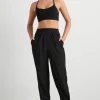 Logotape Spray Trackpants 511