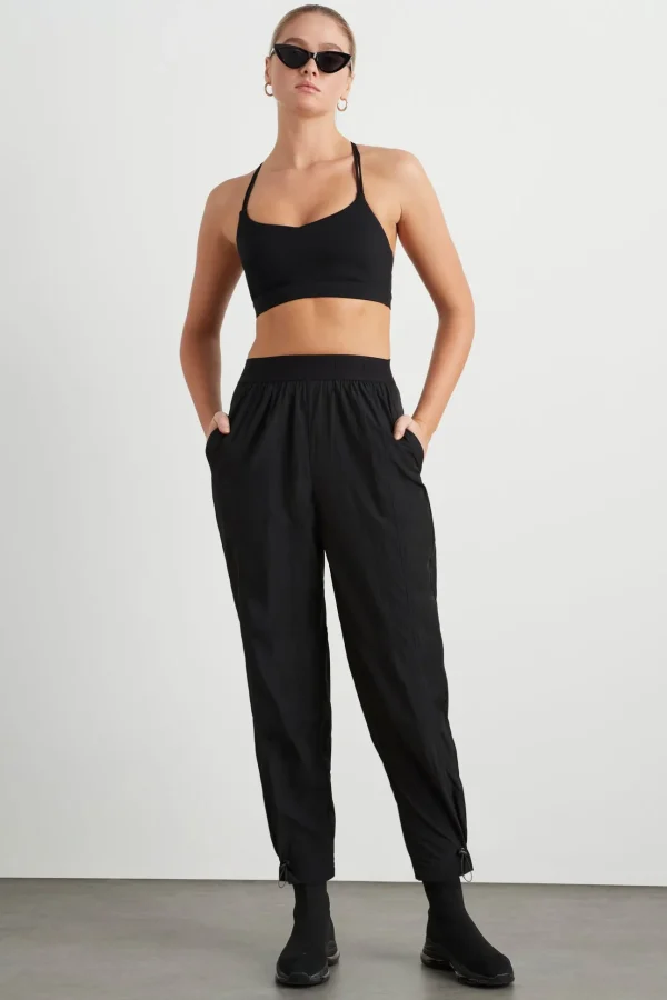 Logotape Spray Trackpants 511