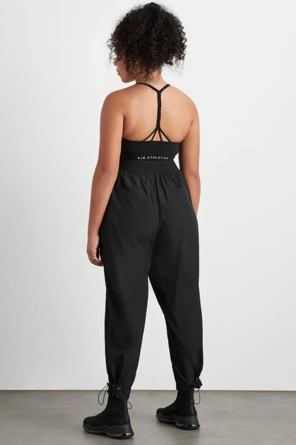 Logotape Spray Trackpants 511