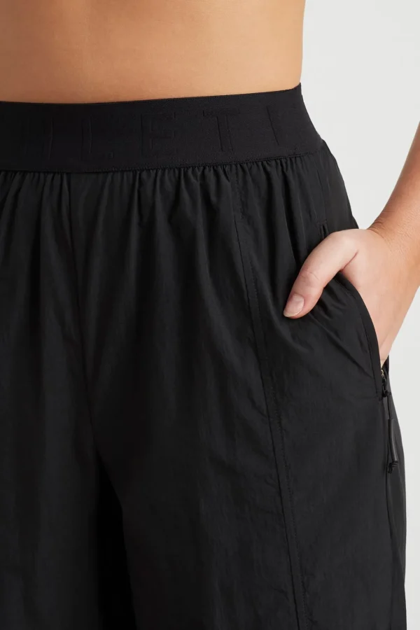 Logotape Spray Trackpants 511