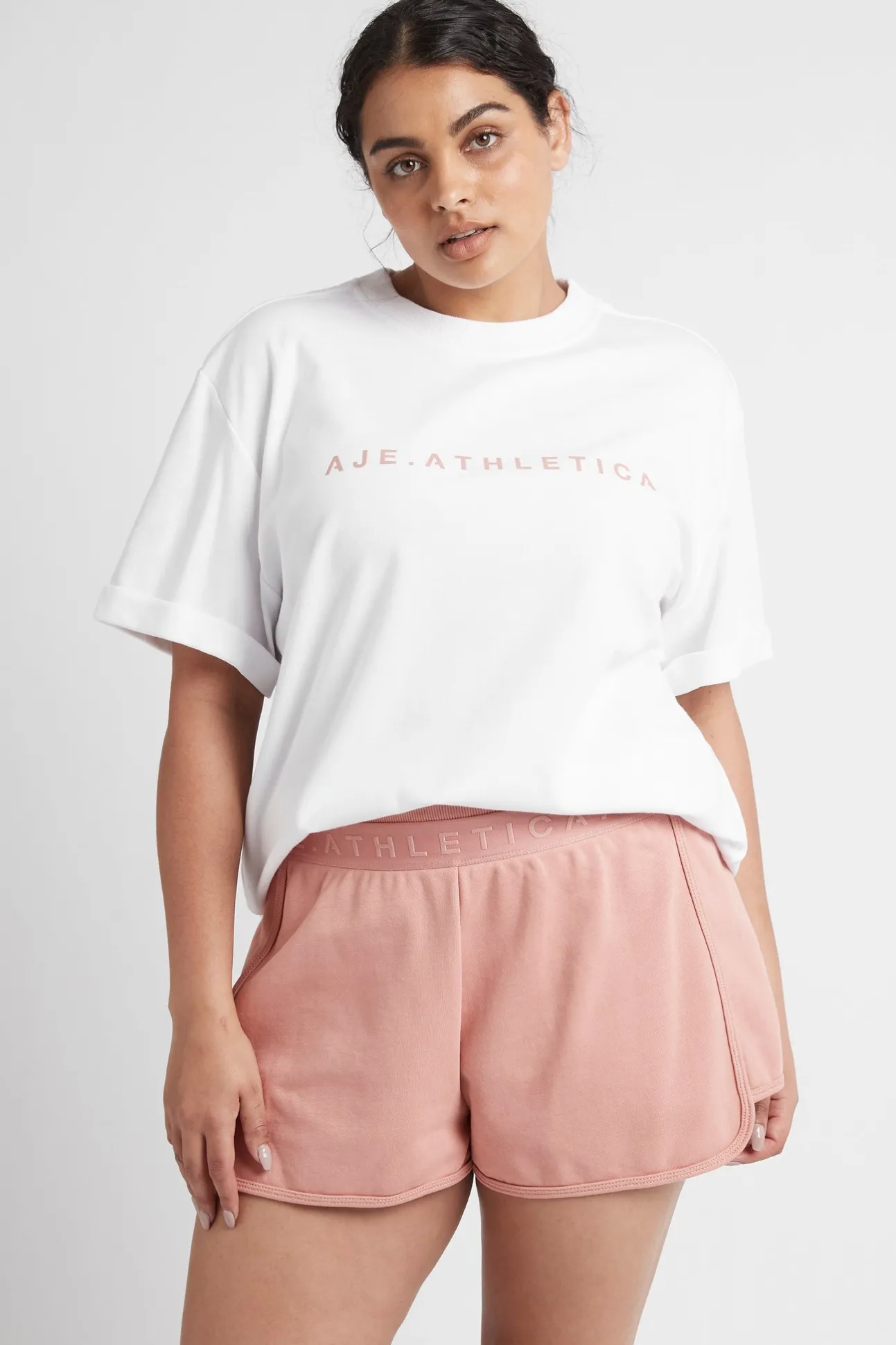 logotape_sweat_shorts__10-1.webp Logotape Sweat Shorts 604