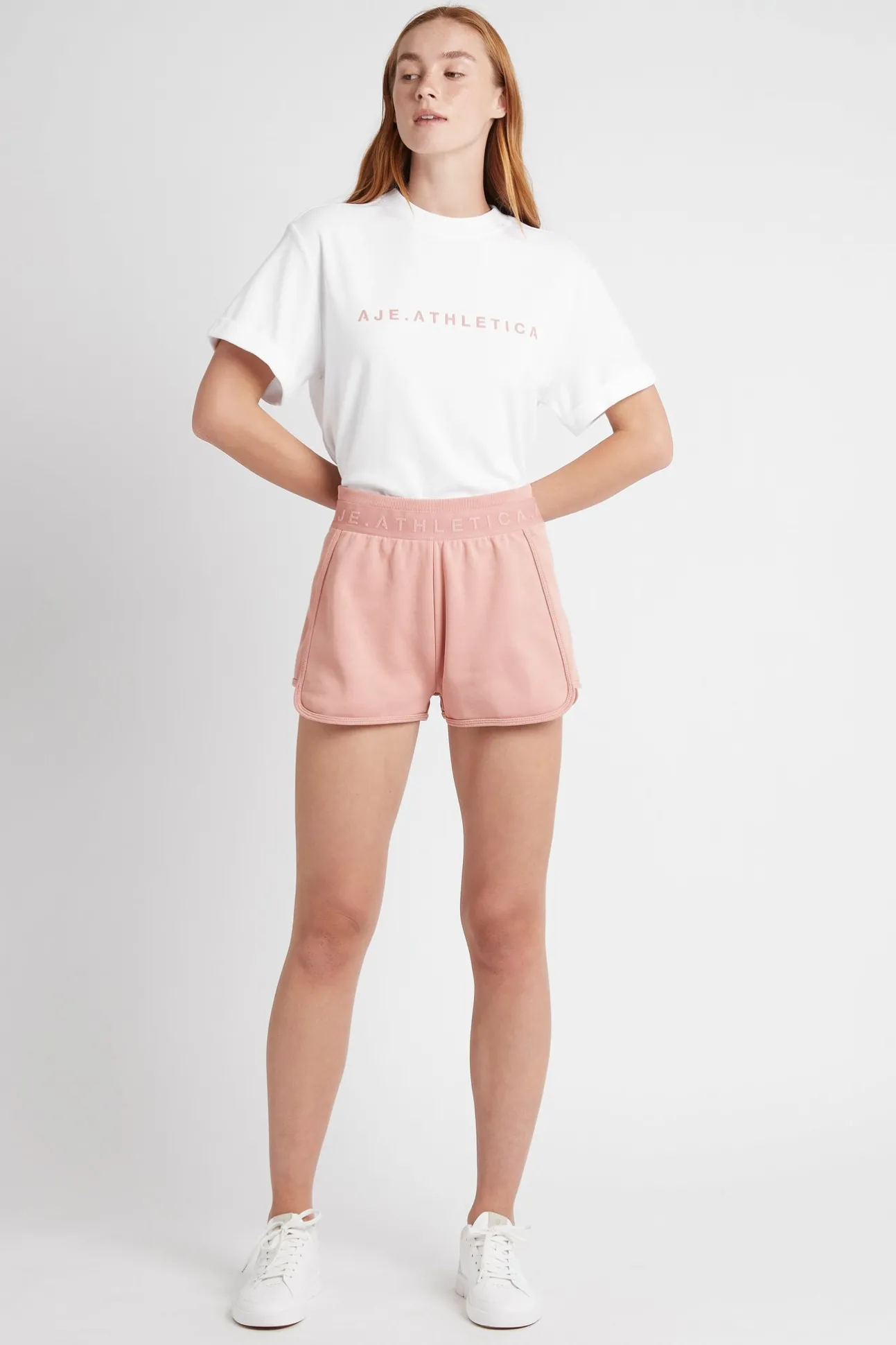 logotape_sweat_shorts__4-1.webp Logotape Sweat Shorts 604