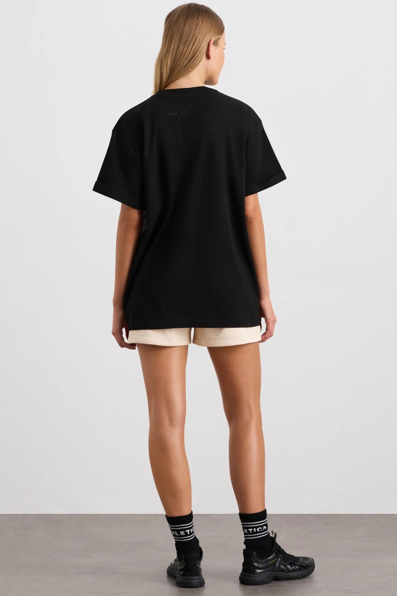 logotape_tee__5.webp Logotape Tee 102