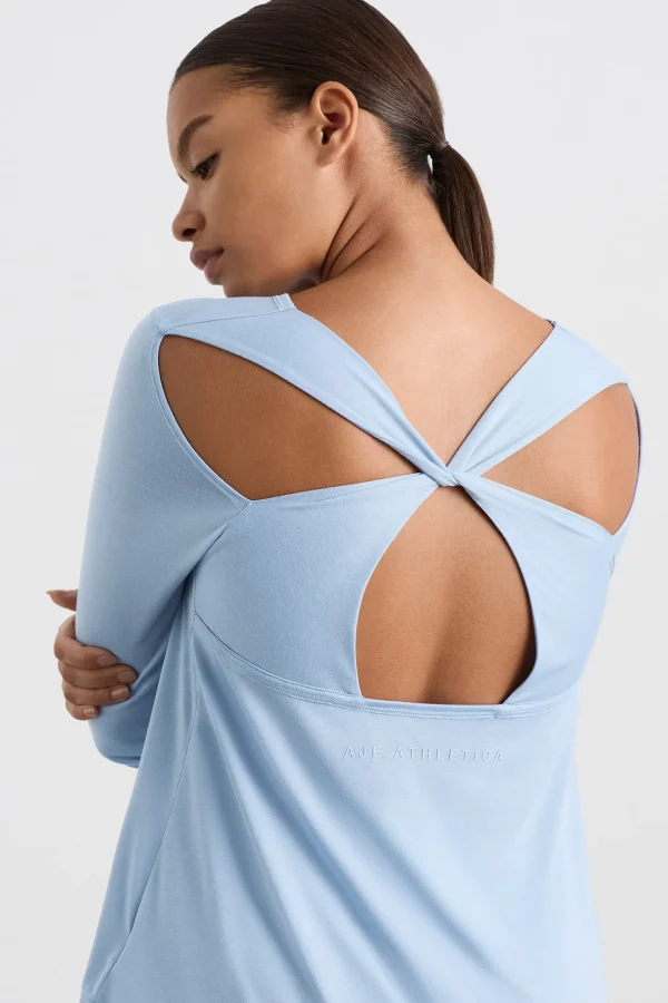 Long Sleeve Twist Tee 121