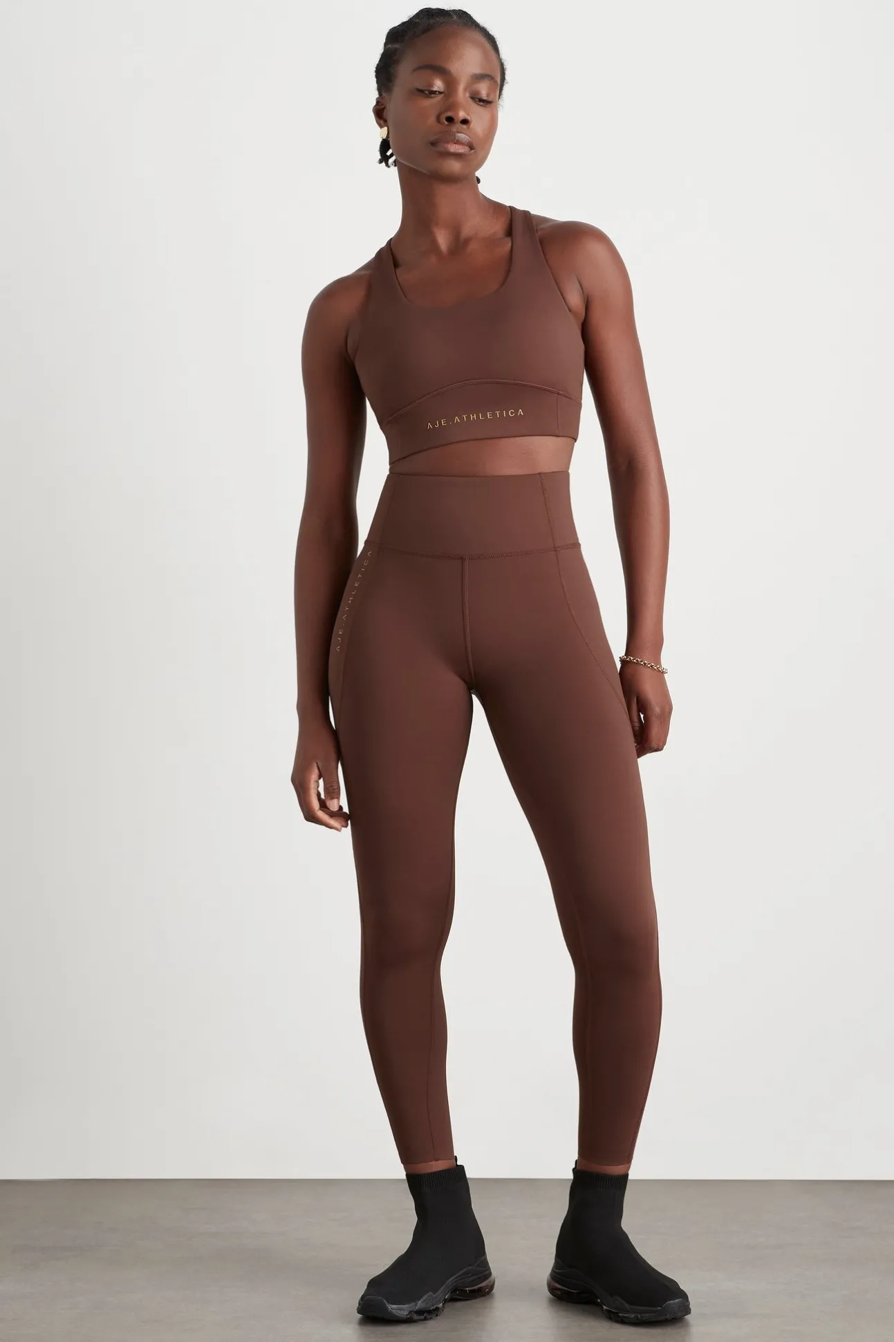 mesh_racer_back_sports_br_2.webp Mesh Racer Back Sports Bra 338