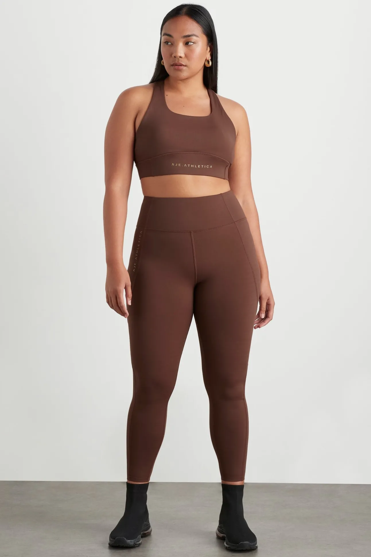 mesh_racer_back_sports_br_7.webp Mesh Racer Back Sports Bra 338