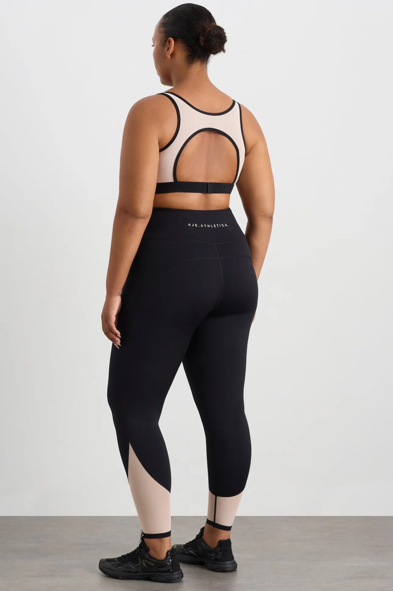 mesh_racer_bra__15.webp Mesh Racer Bra 365