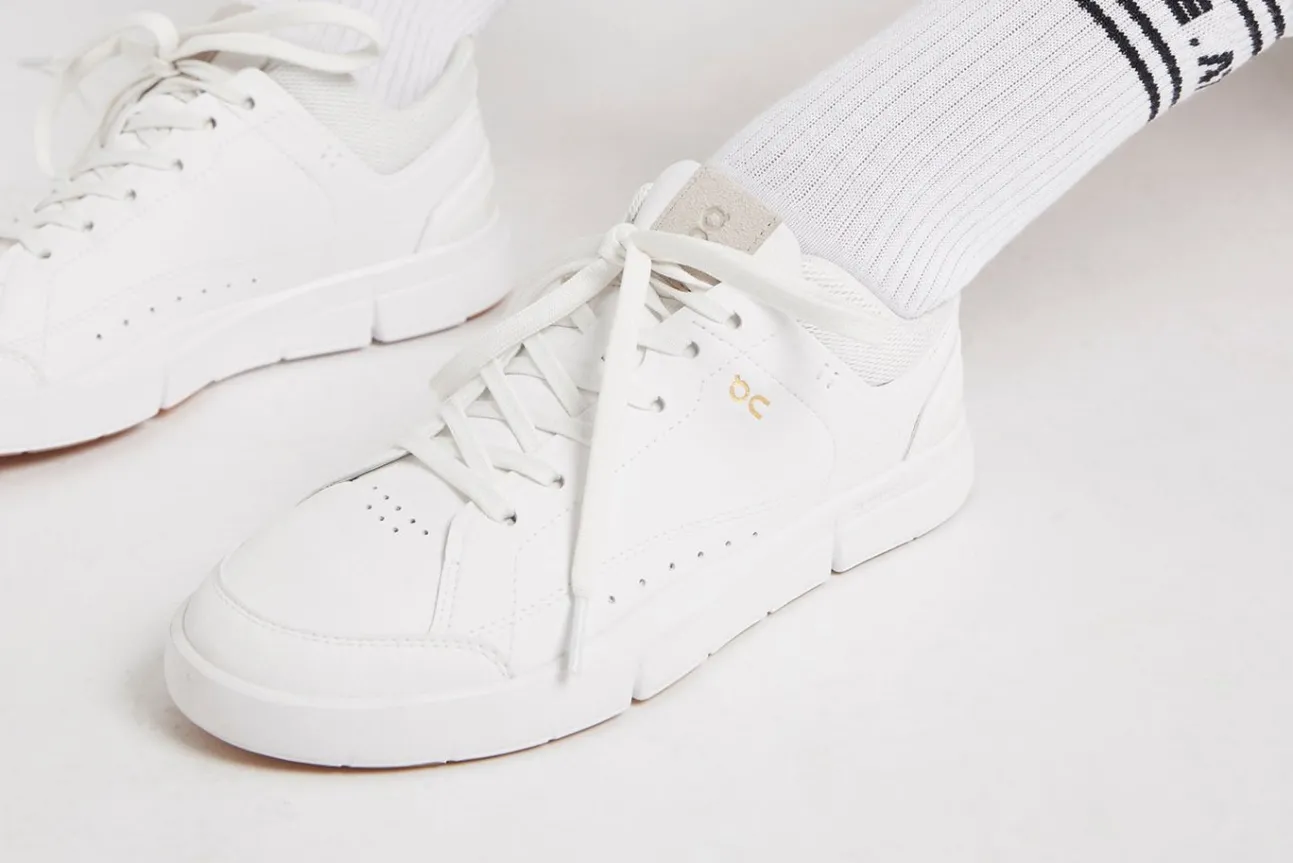 on_the_roger_centre_court_7.webp On The Roger Centre Court Sneaker