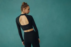 Open Back Long Sleeve Crop Top 315