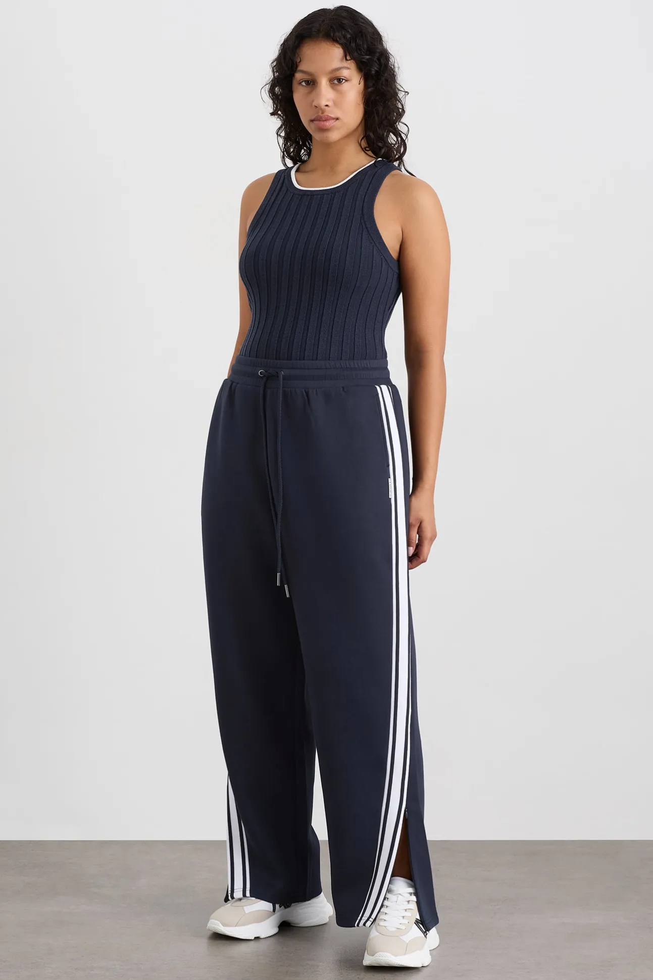 panel_trackpant__5.webp Panel Trackpant 504