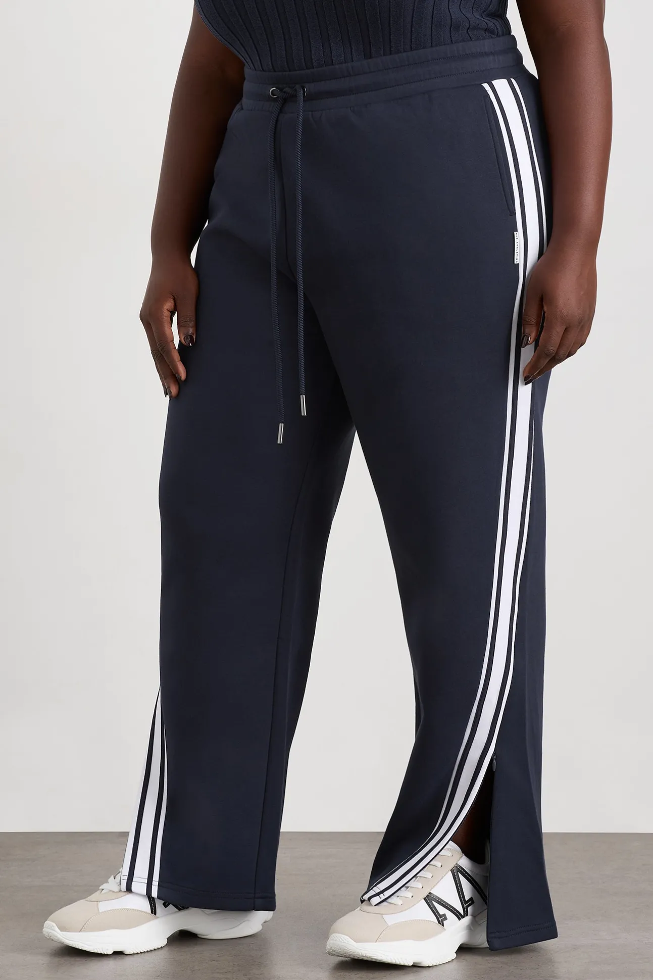 panel_trackpant__9.webp Panel Trackpant 504