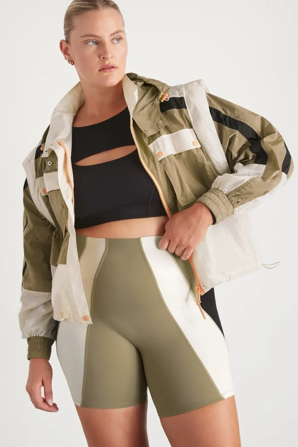 Panelled Hybrid Jacket 748
