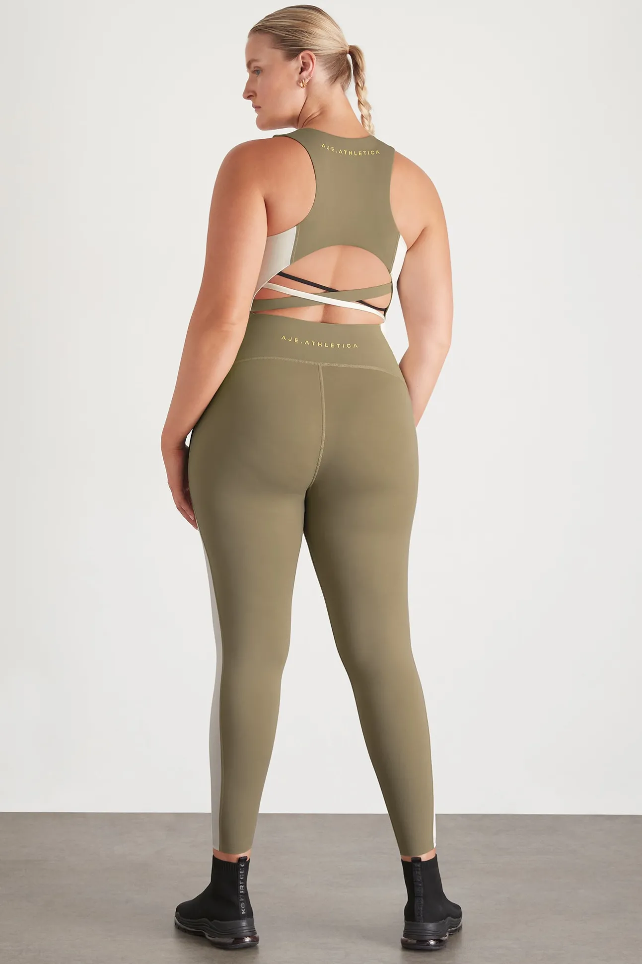 panelled_legging__15.webp Panelled Legging 211