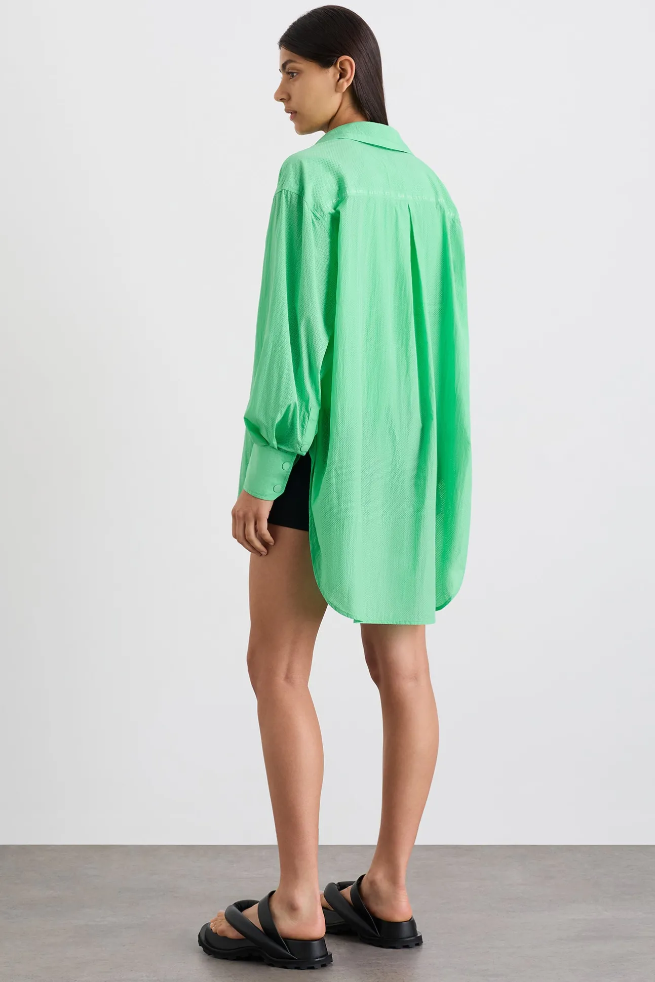 perforated_longline_shirt_5.webp Perforated Longline Shirt 406