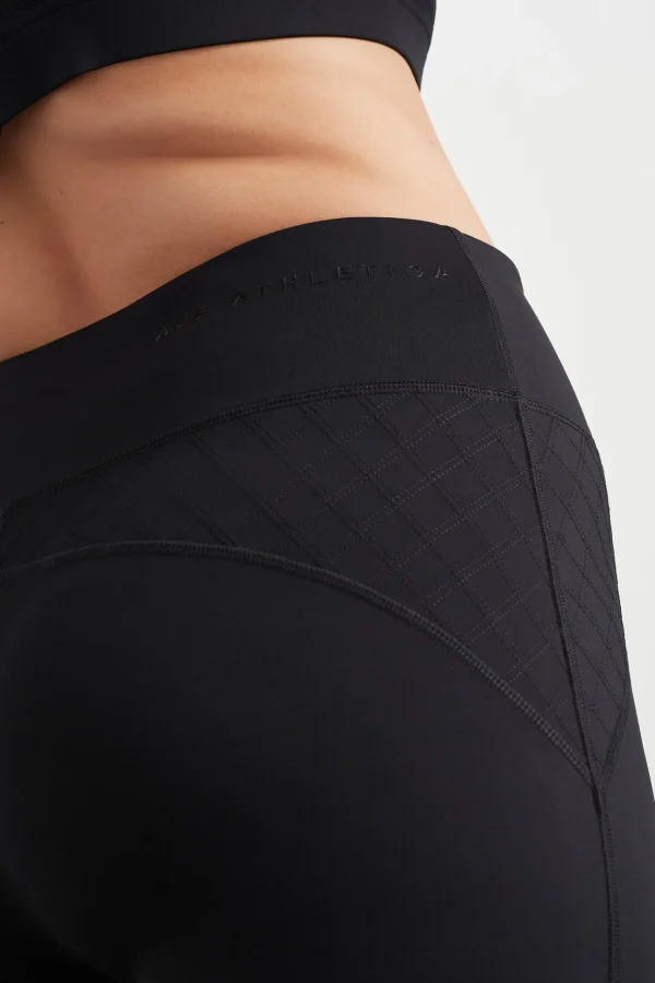 Quilted Mid Length Short 629
