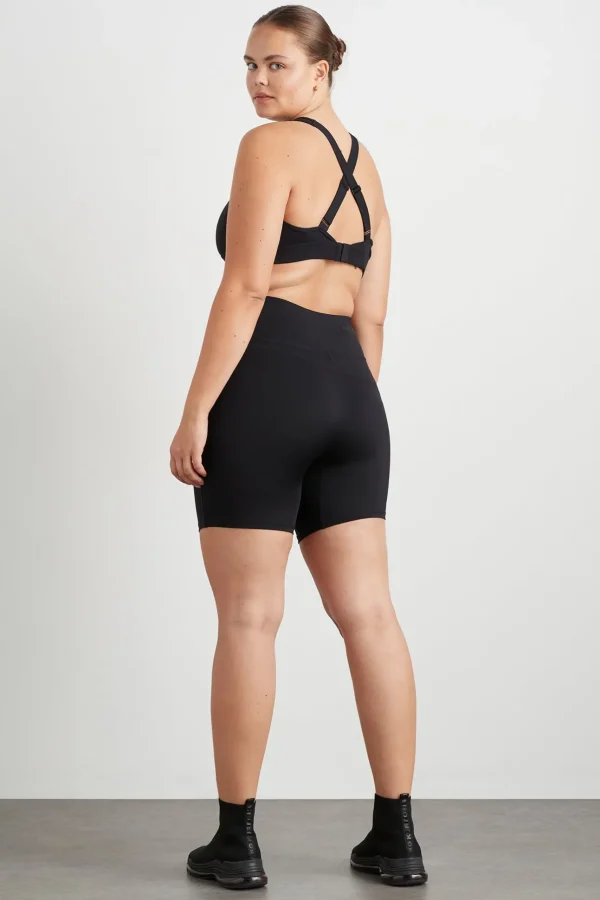 Quilted Mid Length Short 629