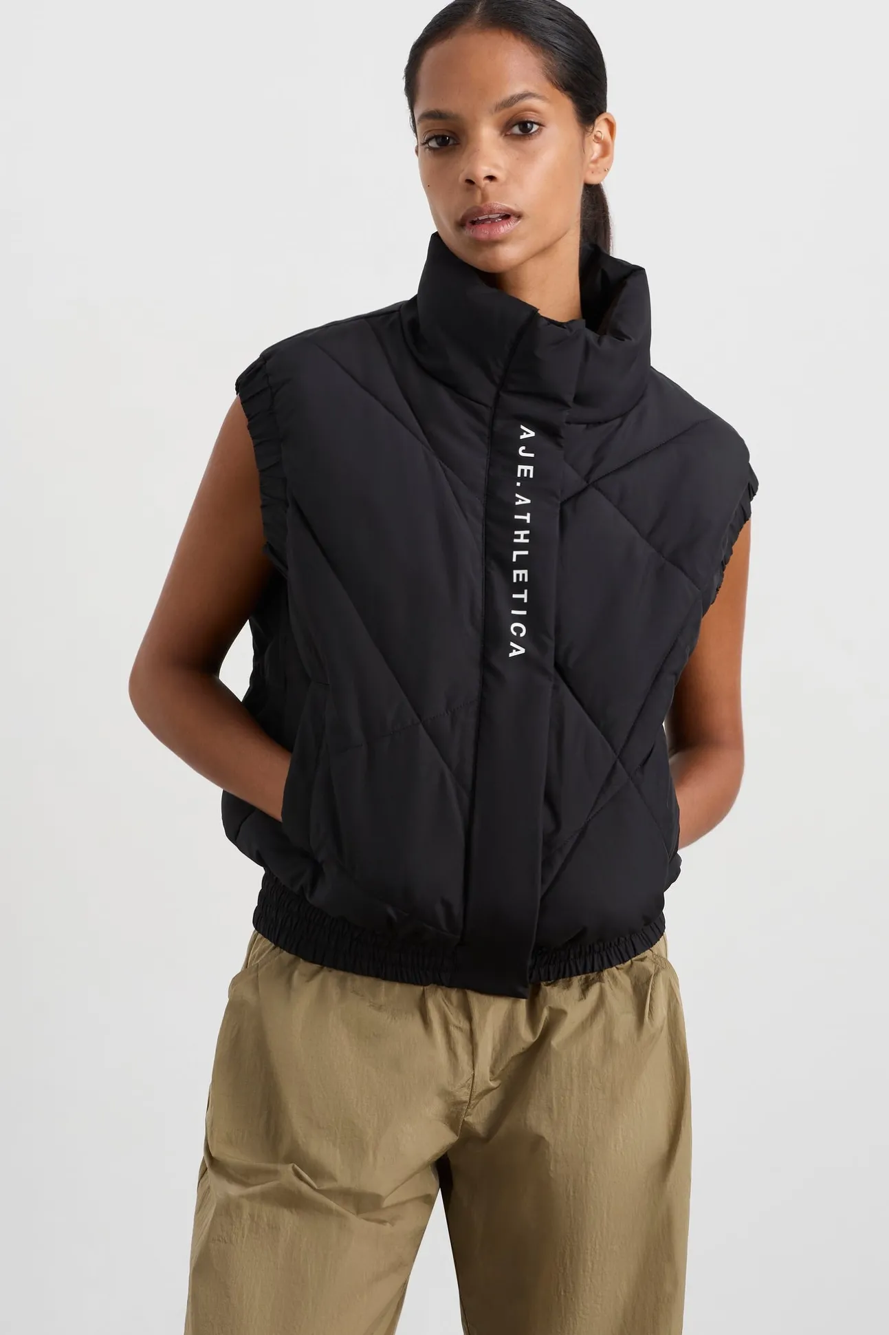 quilted_vest__3.webp Quilted Vest 751
