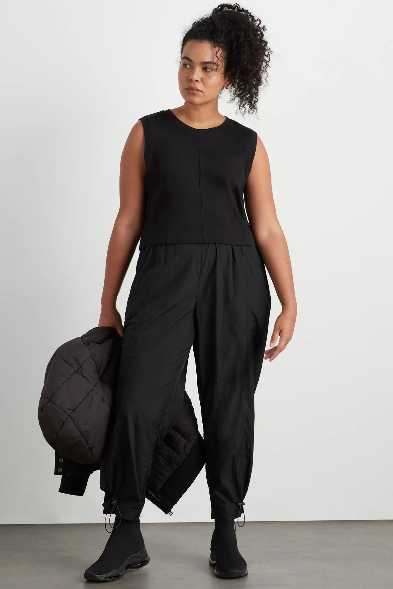 raw_edge_seams_tank__10.webp Raw Edge Seams Tank 138