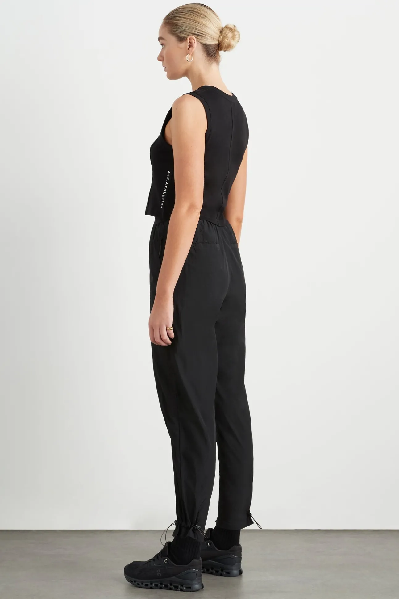 raw_edge_seams_tank__4.webp Raw Edge Seams Tank 138