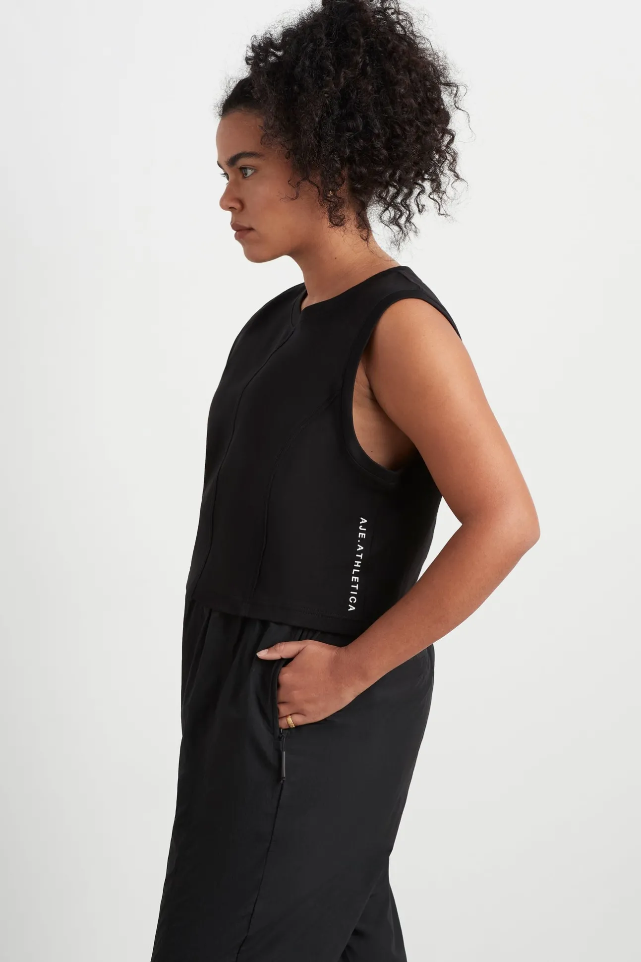 raw_edge_seams_tank__9.webp Raw Edge Seams Tank 138