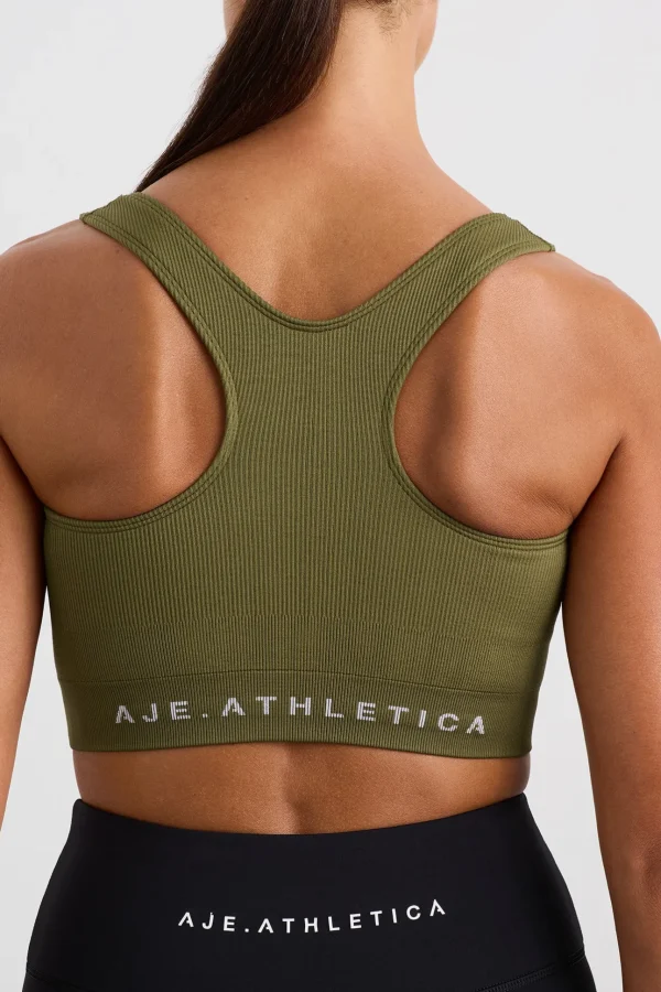 Seamless Crop 331