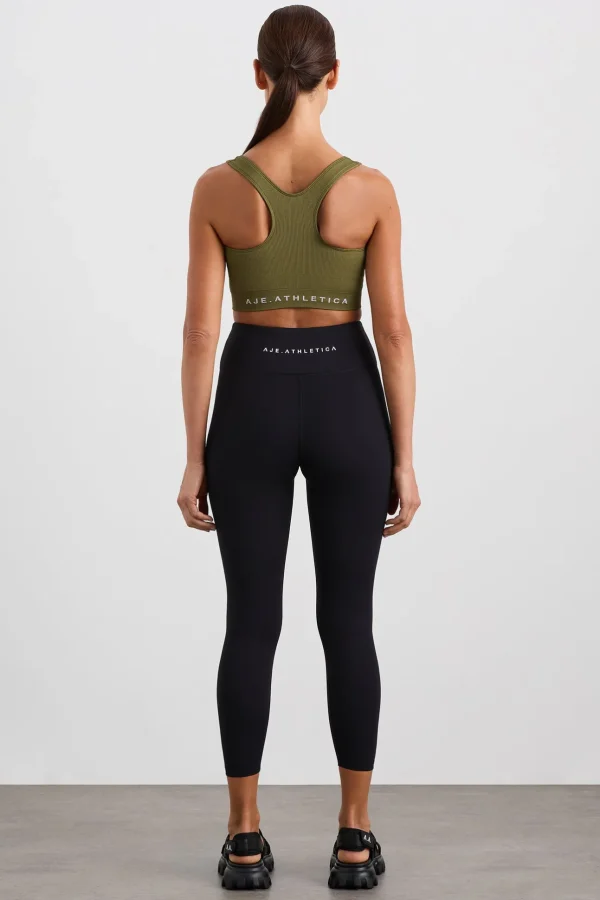 Seamless Crop 331