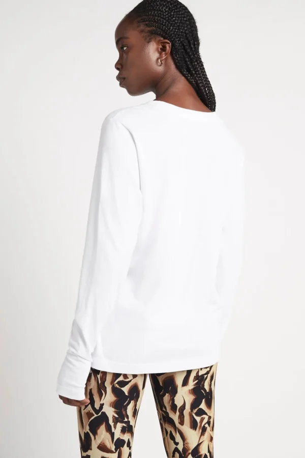 Signature Logo Long Sleeve T-Shirt 127