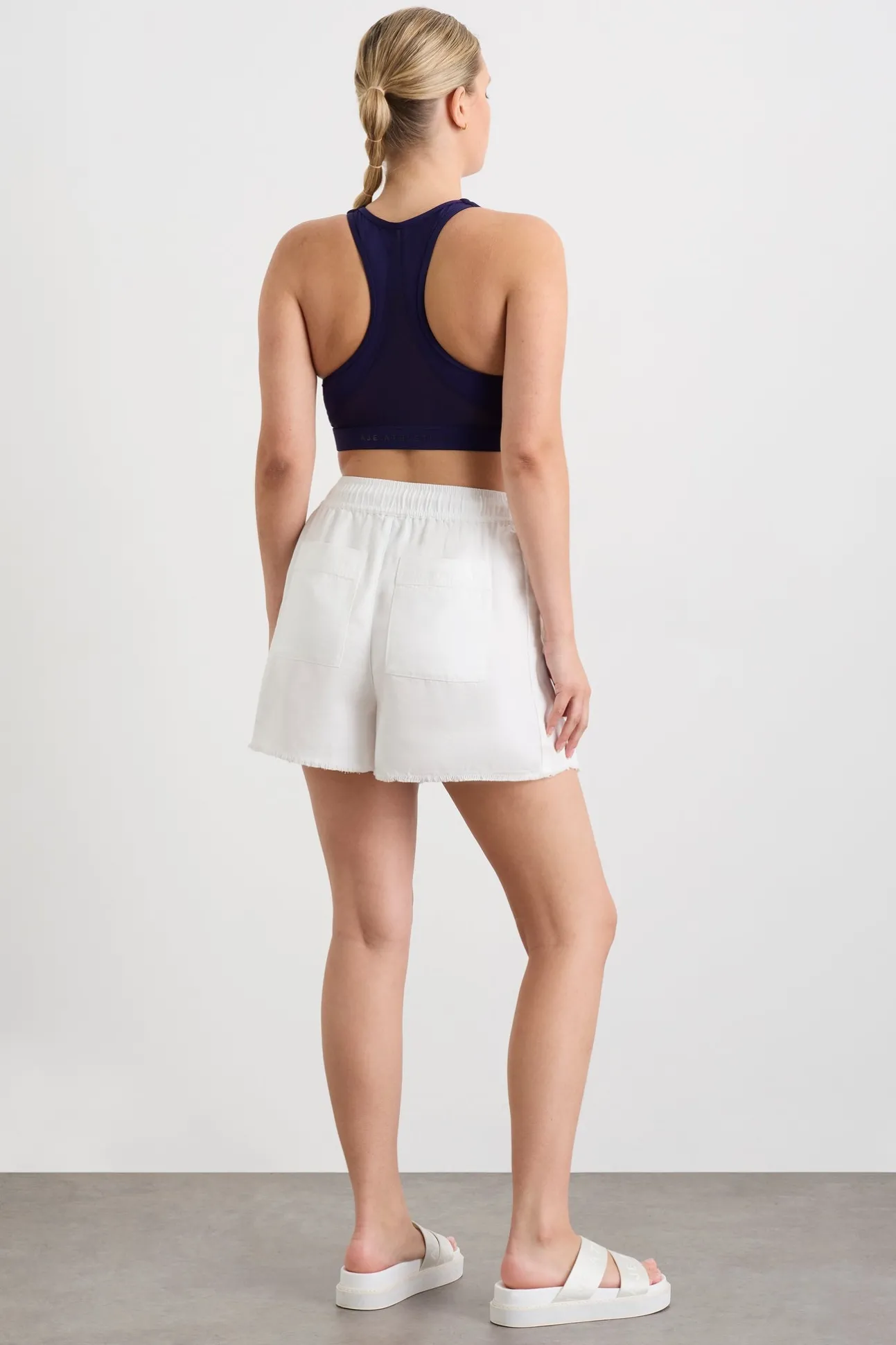 signature_logo_short__11.webp Signature Logo Short 603