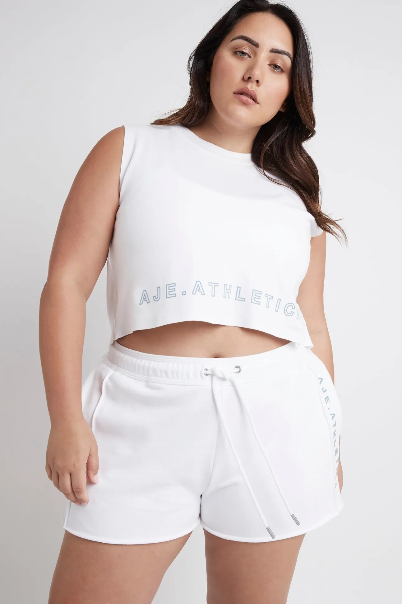 signature_logo_sweat_shor_11.webp Signature Logo Sweat Shorts 603