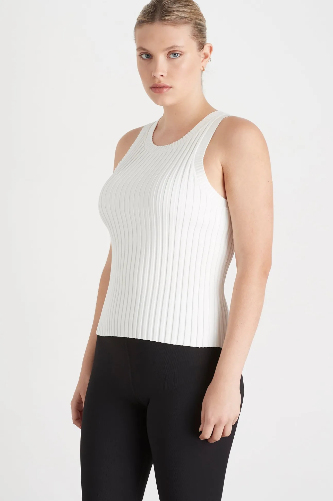 slim_knitted_tank__8-3.webp Slim Knitted Tank 107